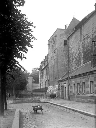 Fortifications de Caen