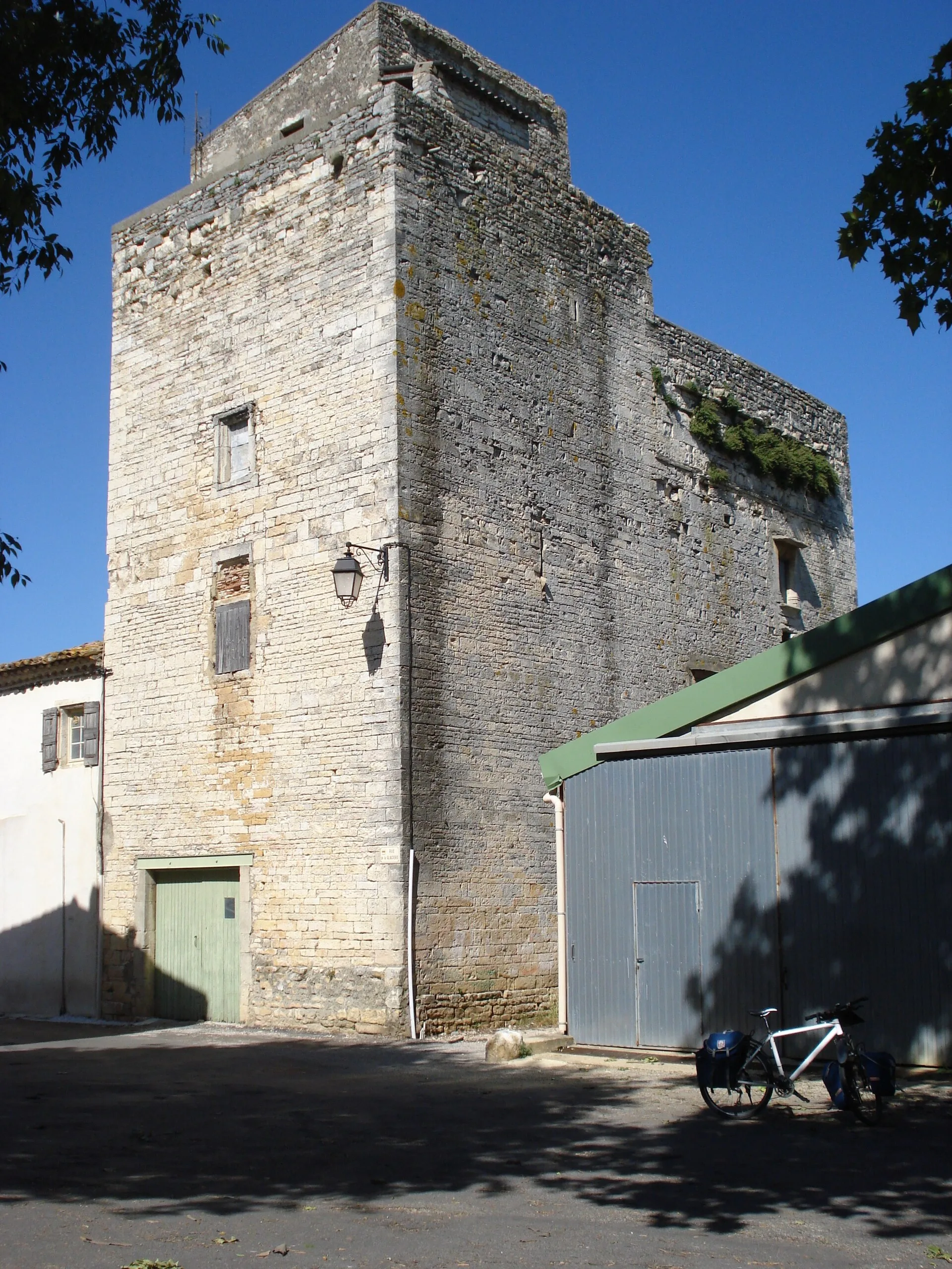 Logis seigneurial de Gajan, Gajan – Gard