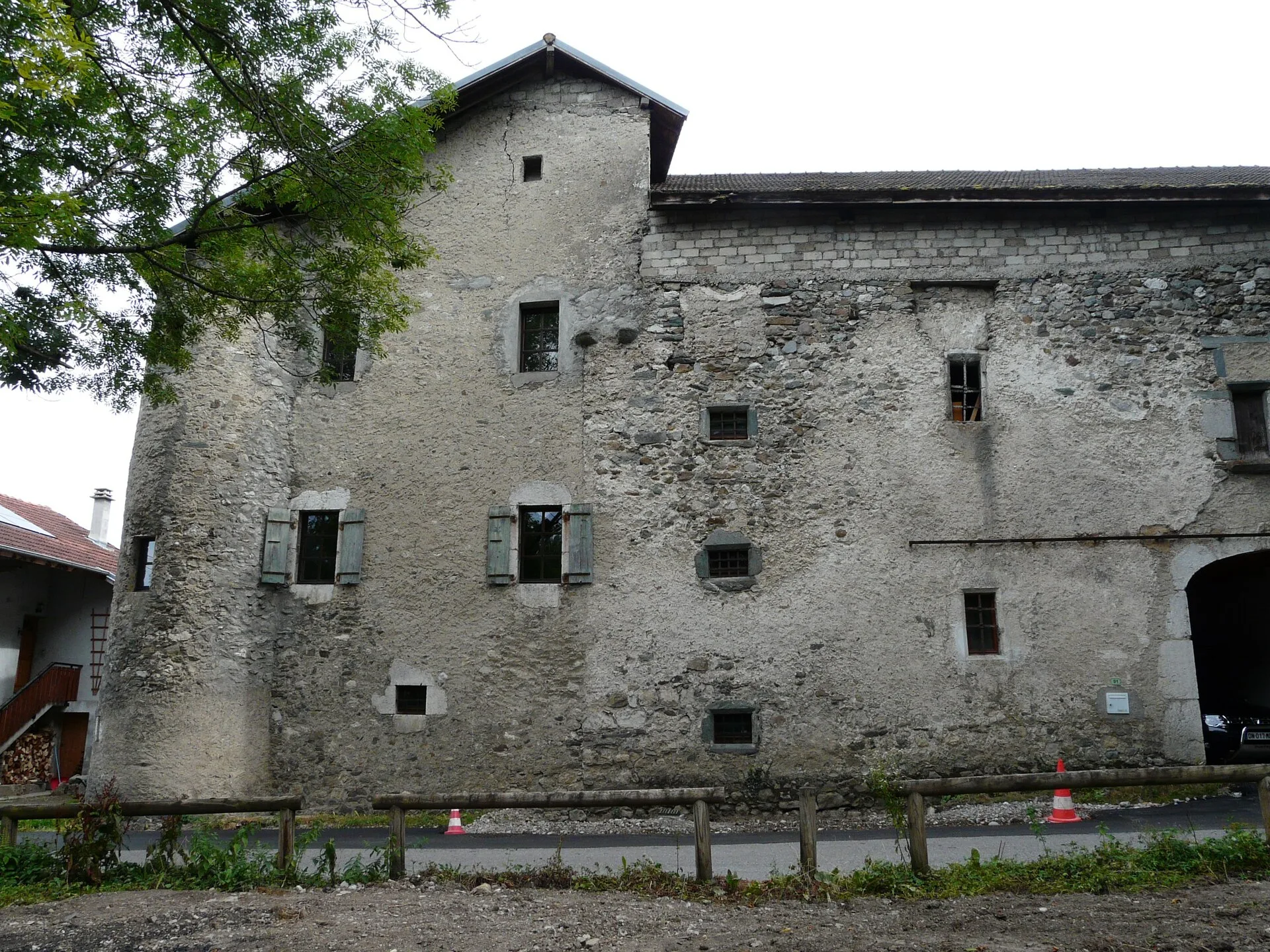 Maison forte de Compey-Lucinge, Féternes – Haute-Savoie