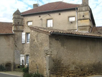Maison forte de Hatrize