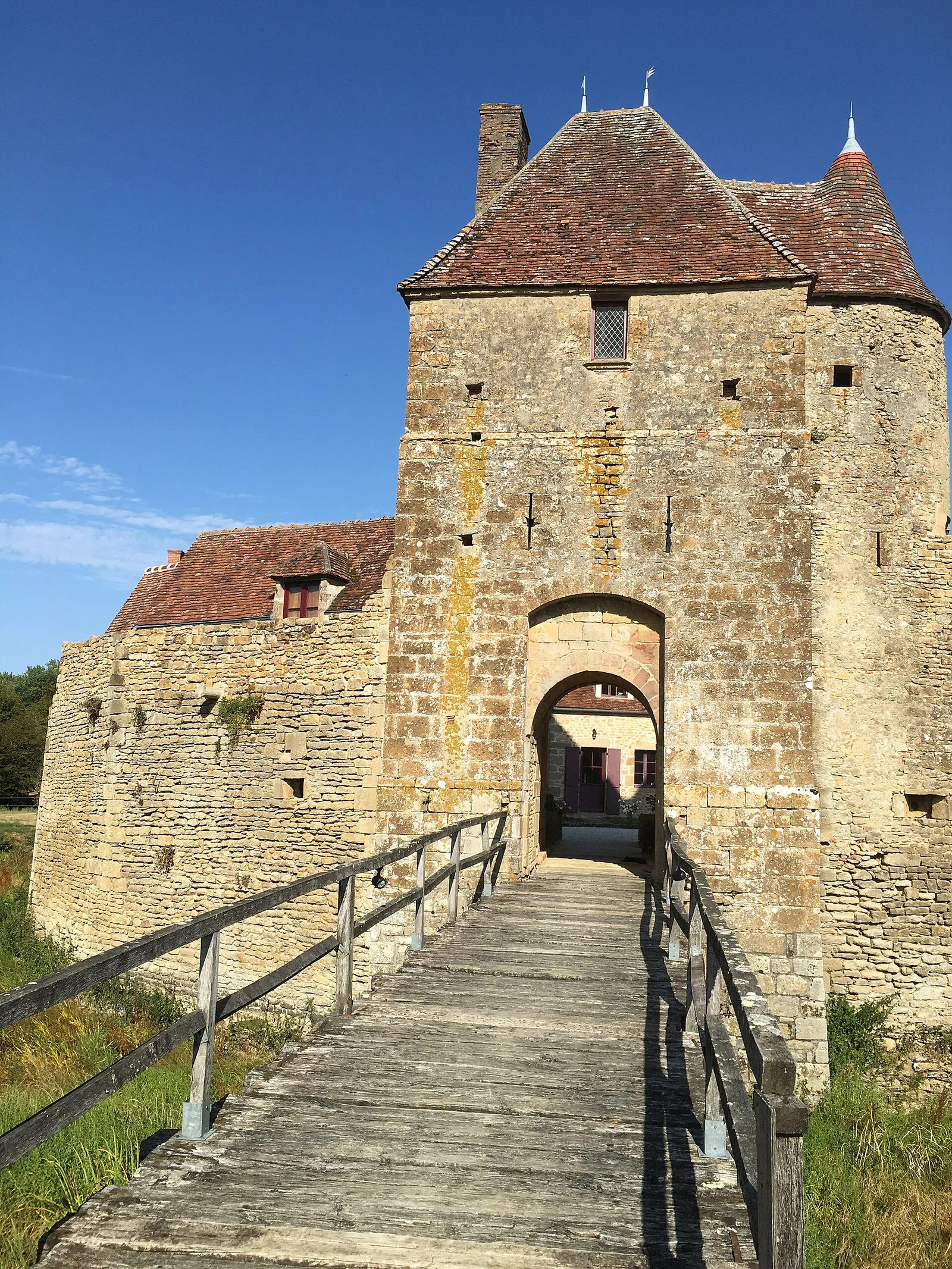 Maison forte de Mornay, dite aussi Château de la Cour ou de la Grand'Cour