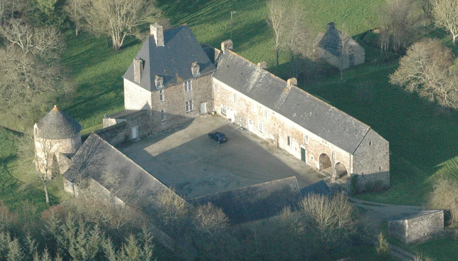 Manoir de Gonneville, Saint-Jacques-de-Néhou – Manche
