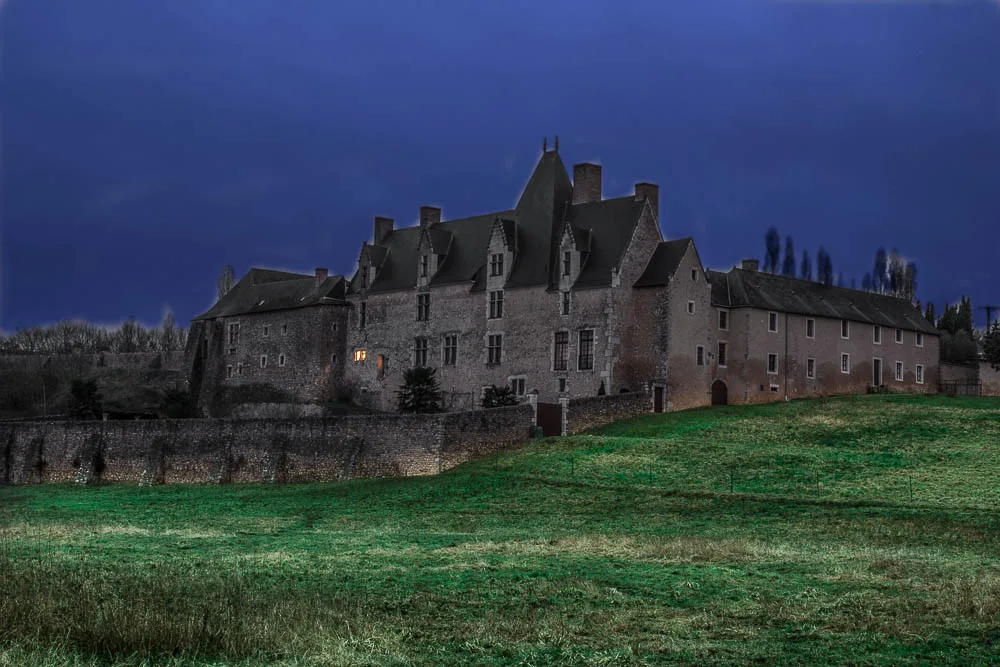 Manoir de la Perrine de Cry, Avoise – Sarthe