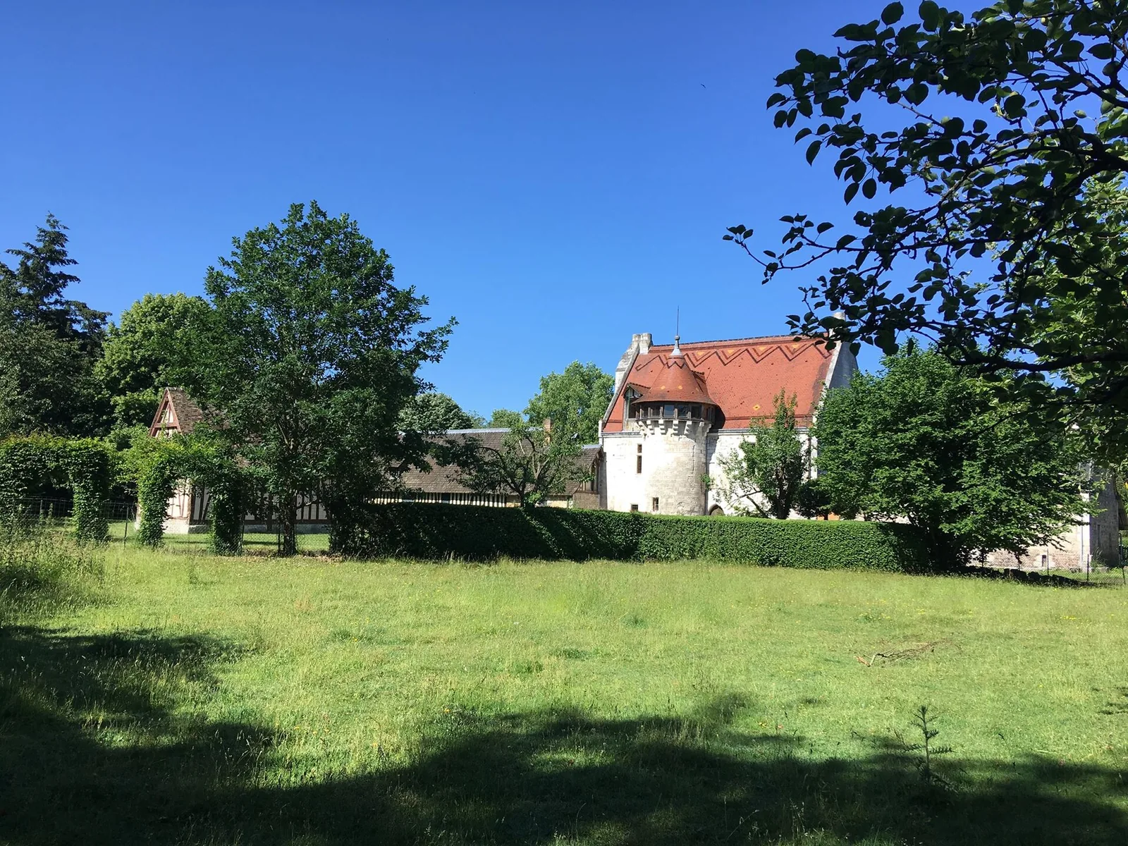 Manoir dit Ferme des Templiers, au hameau de Genetey, Saint-Martin-de-Boscherville – Seine-Maritime