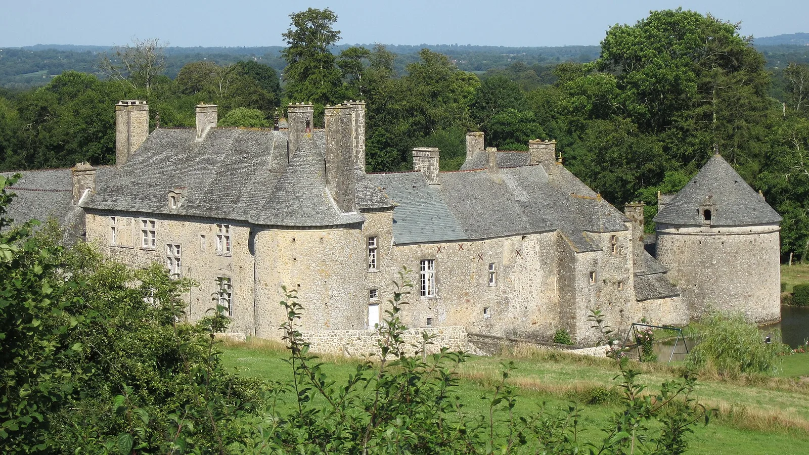 Manoir dit La Cour, Saint-Martin-le-Hébert – Manche