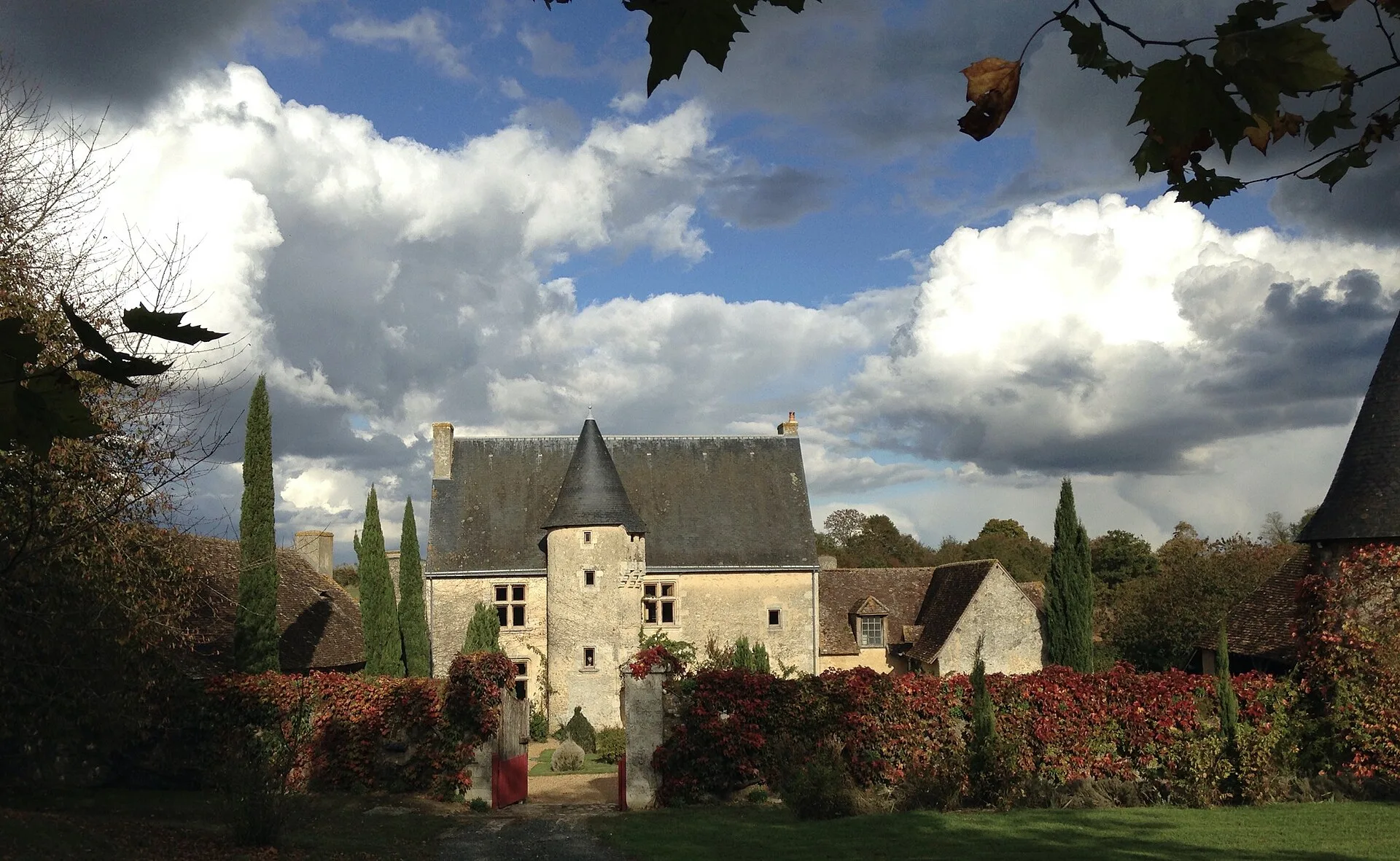 Manoir du Petit-Béru, Vallon-sur-Gée – Sarthe