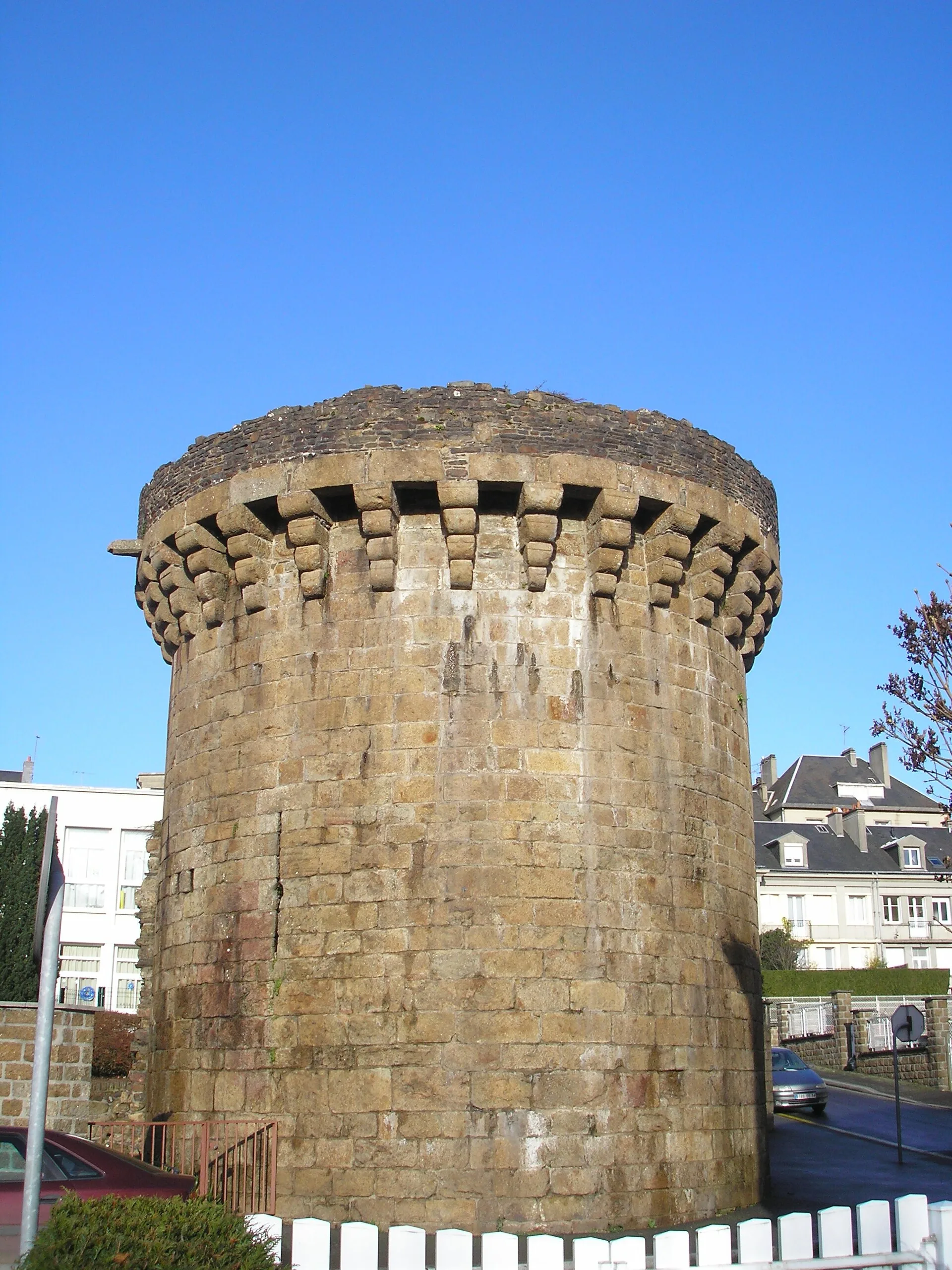 Tour aux Raines