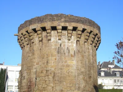Tour aux Raines