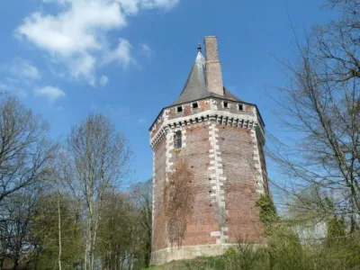 Tour de Thevray