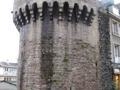 Tour Saint-Sauveur