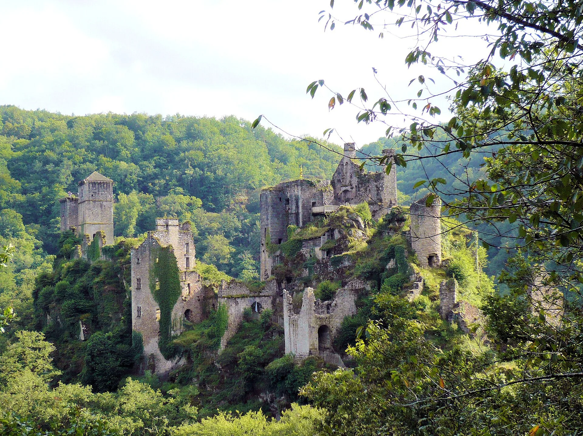 Tours de Merle