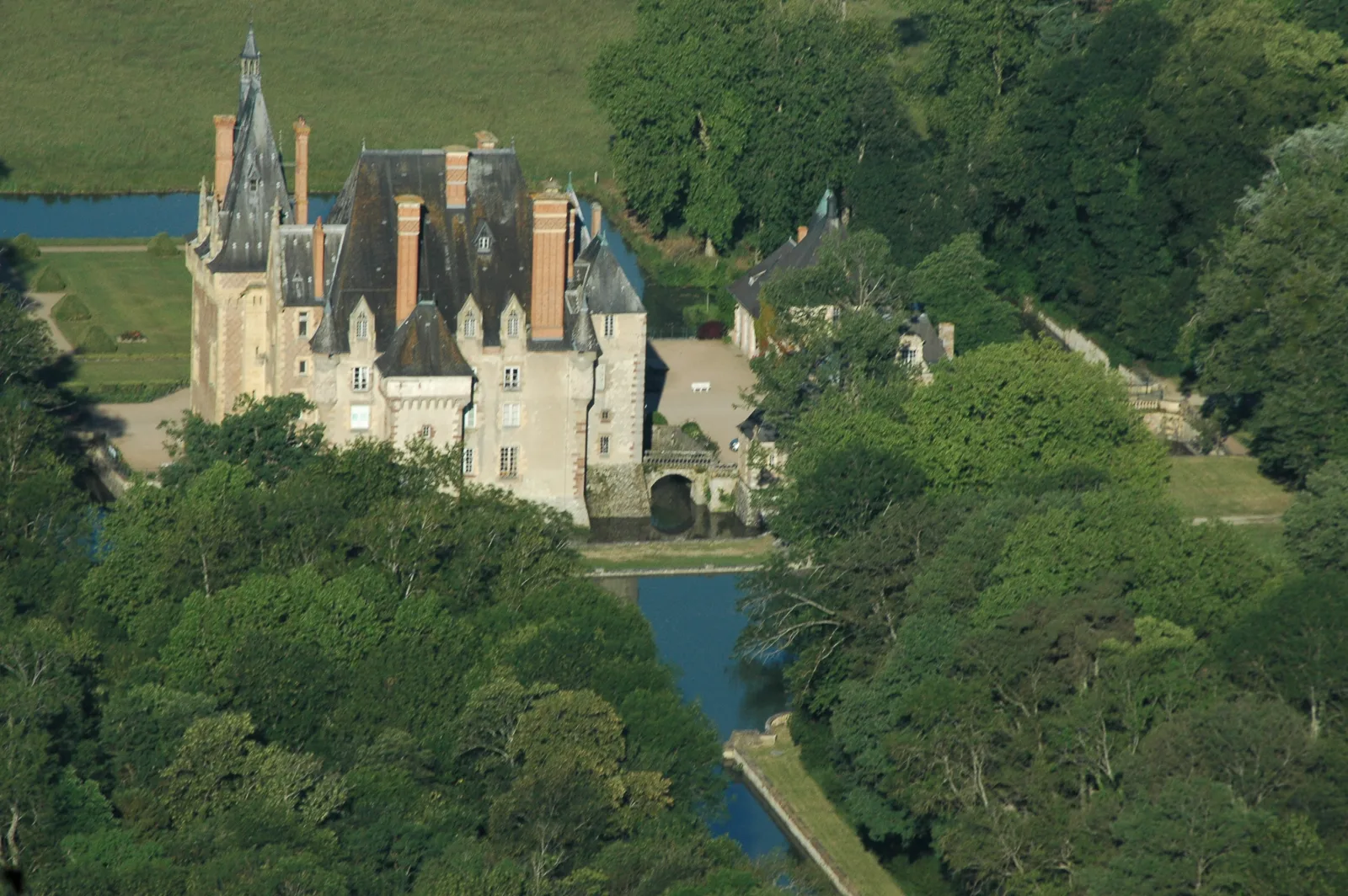 Château d'Avrilly, Trévol – Allier